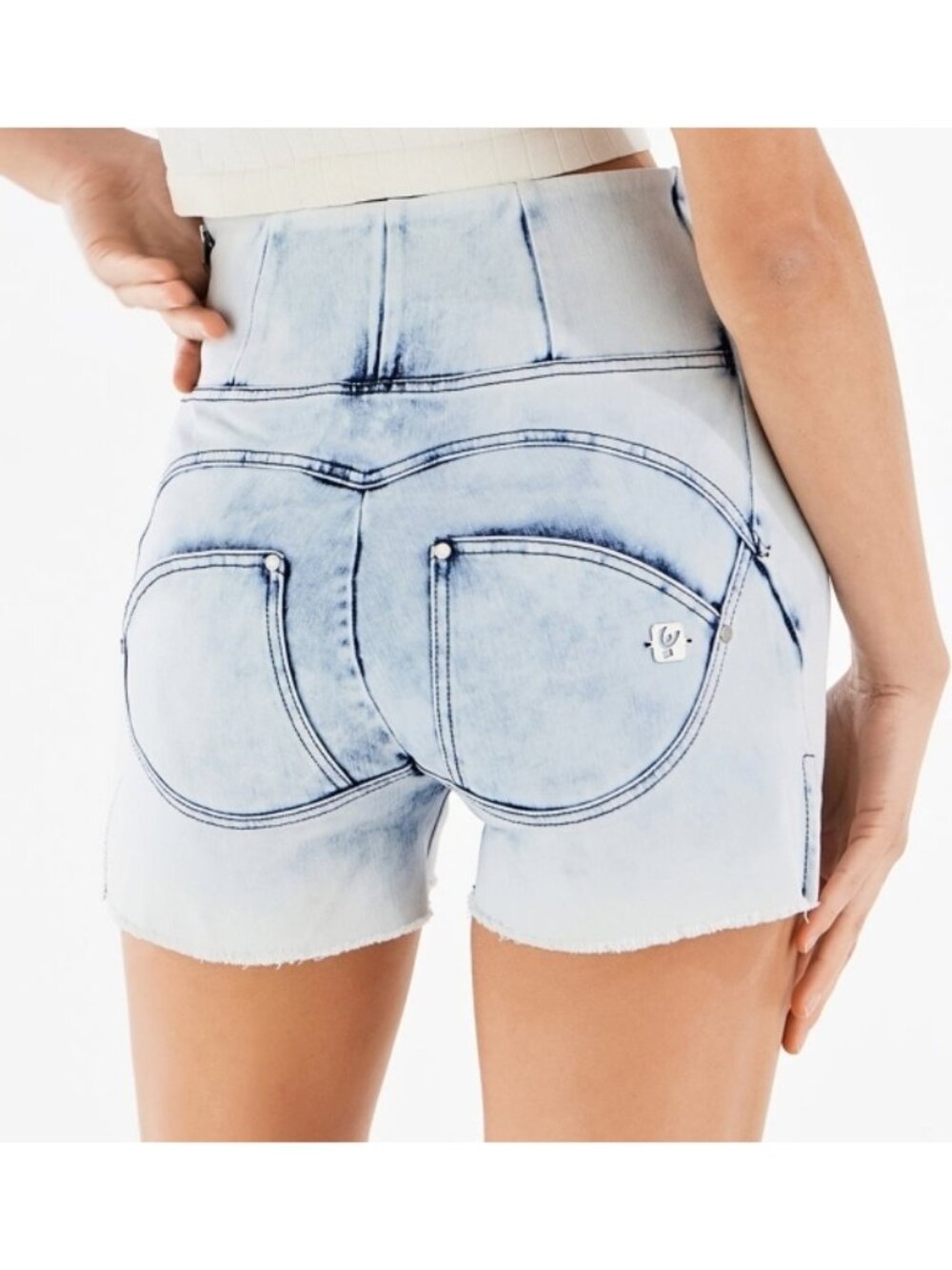 Freddy WR.UP Push-Up Super Faded Denim Shorts W/Slits Bleached Jeans-Blue Seams